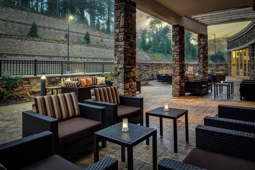 Courtyard Boone - photo 46