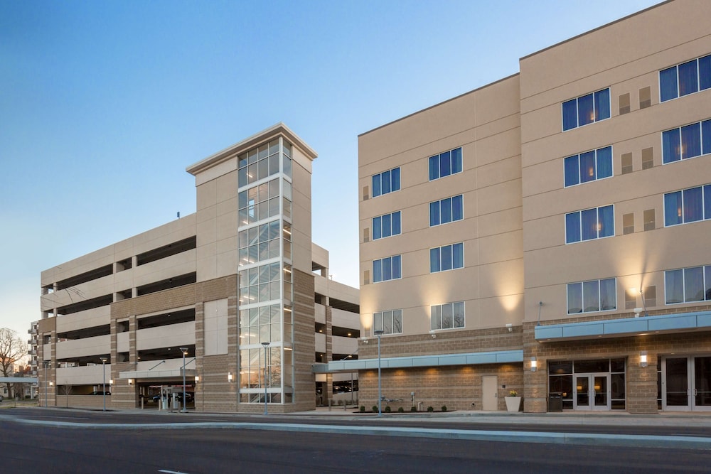 DoubleTree by Hilton Evansville - photo 74