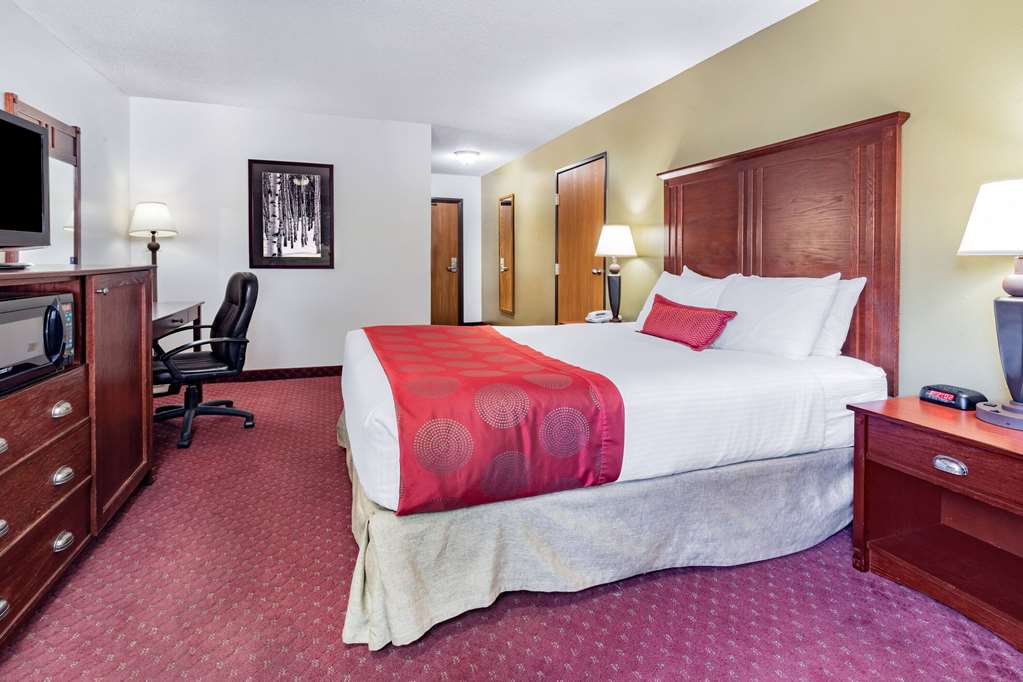 Baymont by Wyndham Bozeman - photo 35