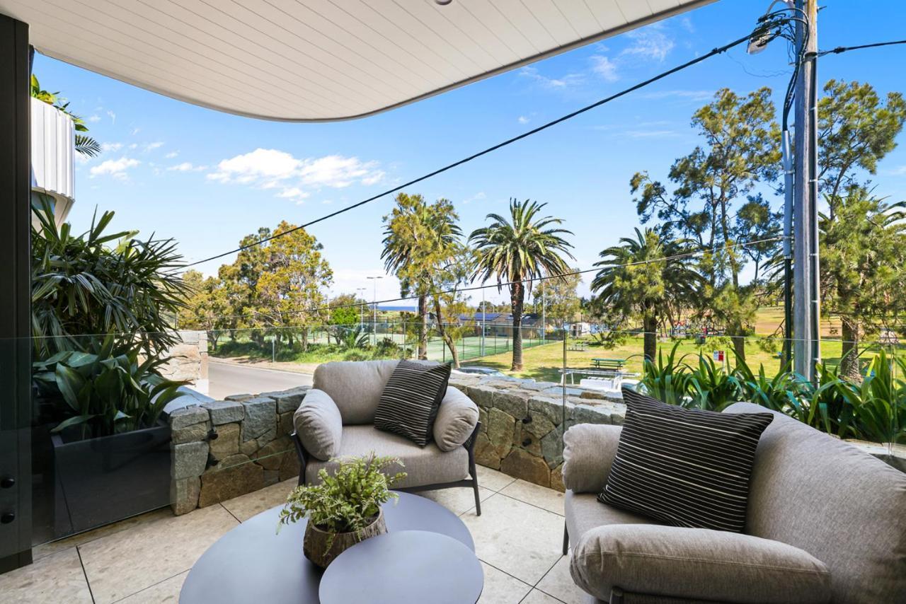 Executive 1 bed opposite Long Reef Golf Course — Collaroy — photo 2