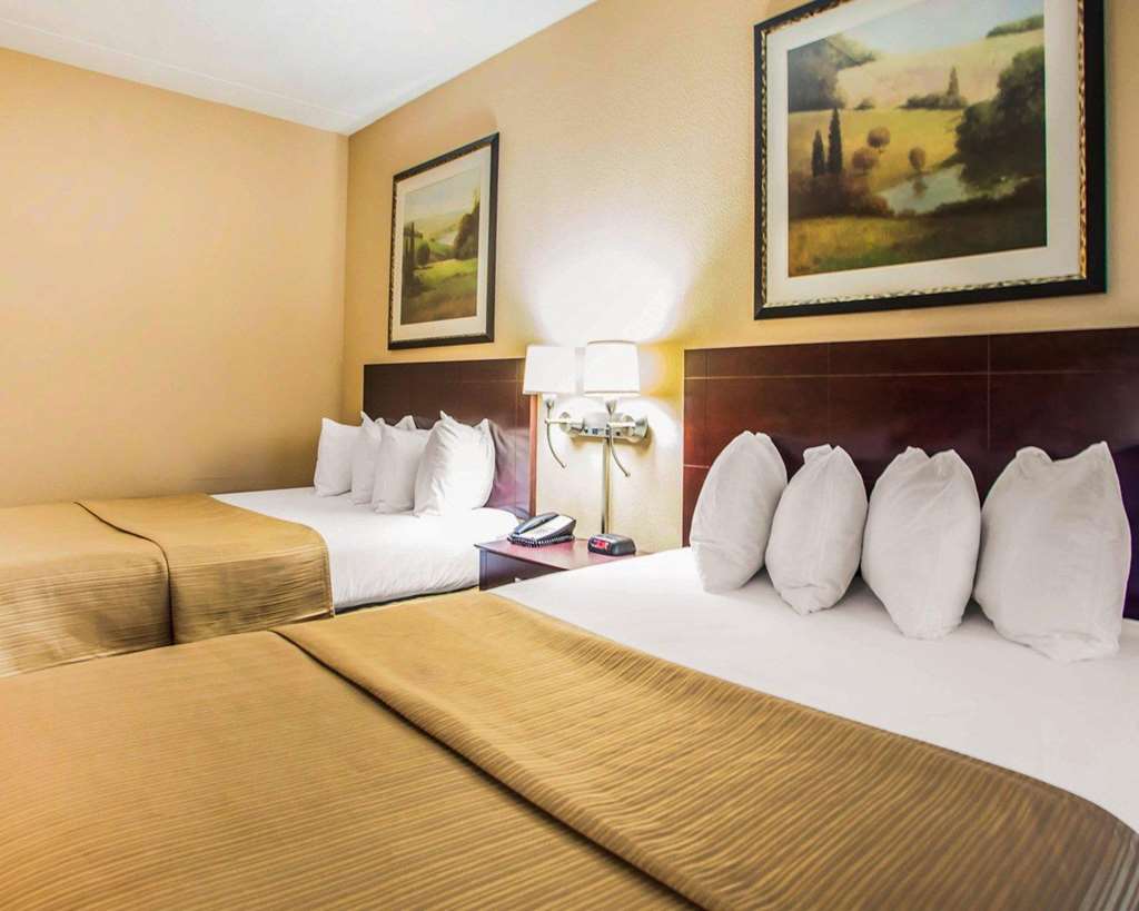 Quality Inn & Suites Peoria North - photo 17