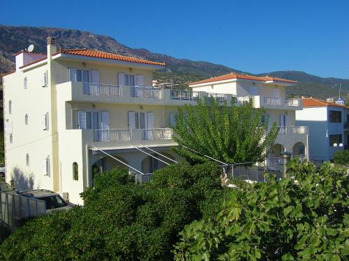 Hotel Filioppi in Agios Kirykos, Greece