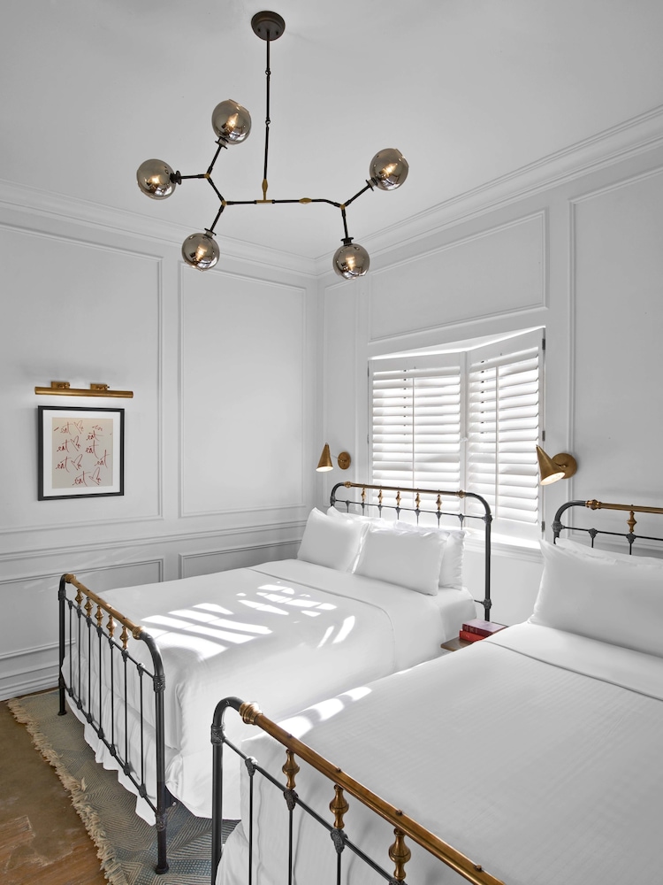 Luxe Life Hotel - photo 5