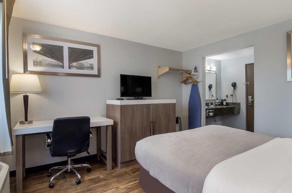 Quality Inn & Suites Silverdale Bangor Keyport - photo 15