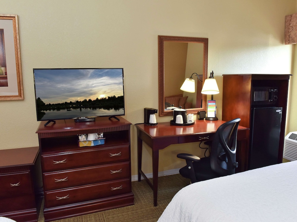 Hampton Inn Ruston - photo 19
