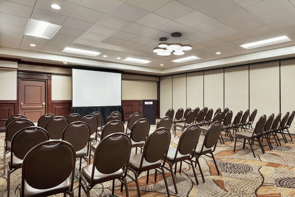 Embassy Suites by Hilton Santa Ana Orange County Airport - photo 46