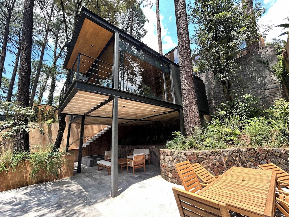 Desnivel in Valle De Bravo, Mexico