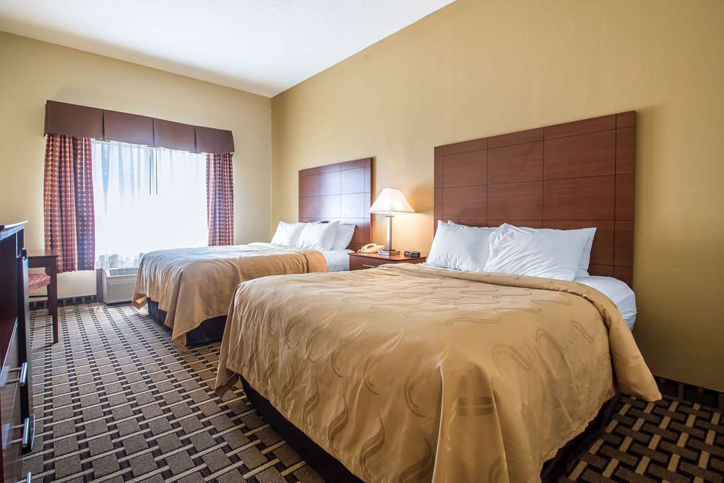 Quality Inn & Suites East Troy I 43 - photo 8
