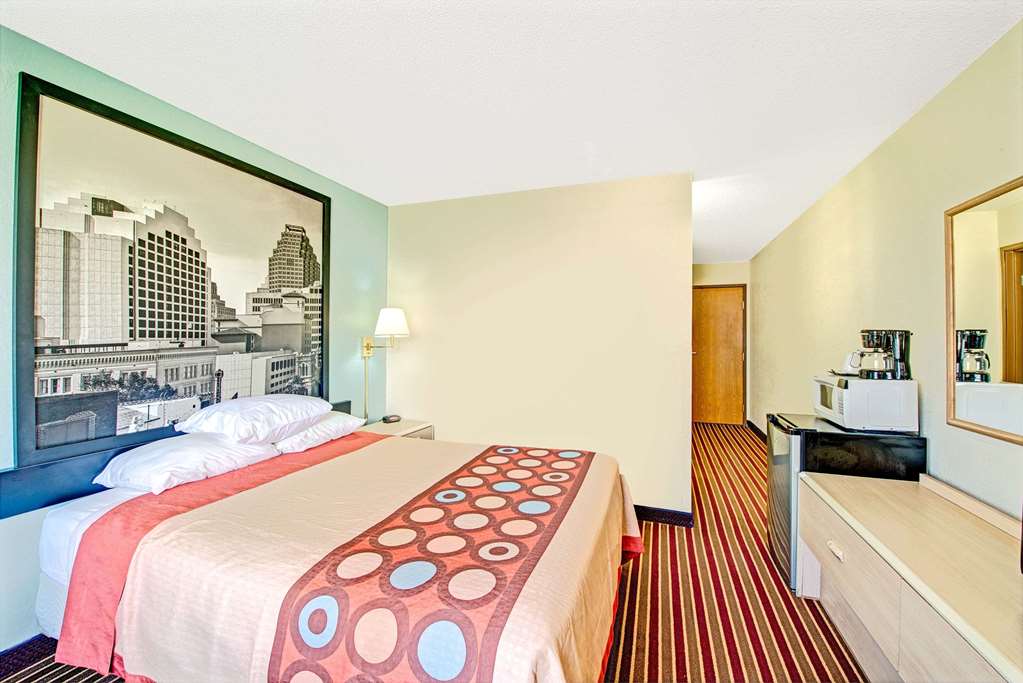 Super 8 by Wyndham San Antonio Fiesta - photo 14