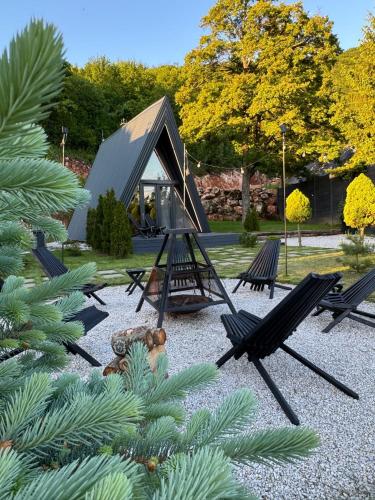 Loon Moon Mountain Chalets - carbon neutral hotel in Sarajevo