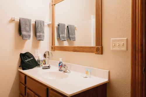 First Deadwood Cottages - photo 49