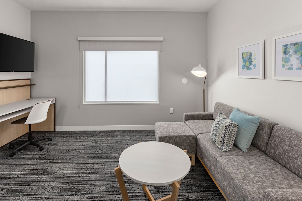 TownePlace Suites by Marriott Cape Canaveral Cocoa Beach - photo 8