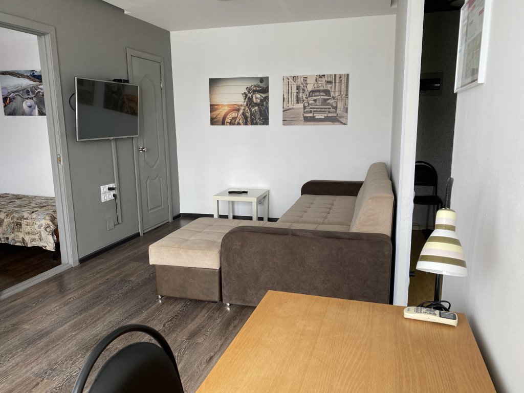 Kvartira 2 Komnatnaya Kvartira Na Tsentralnoy Ploschadi in Izhevsk, Russia