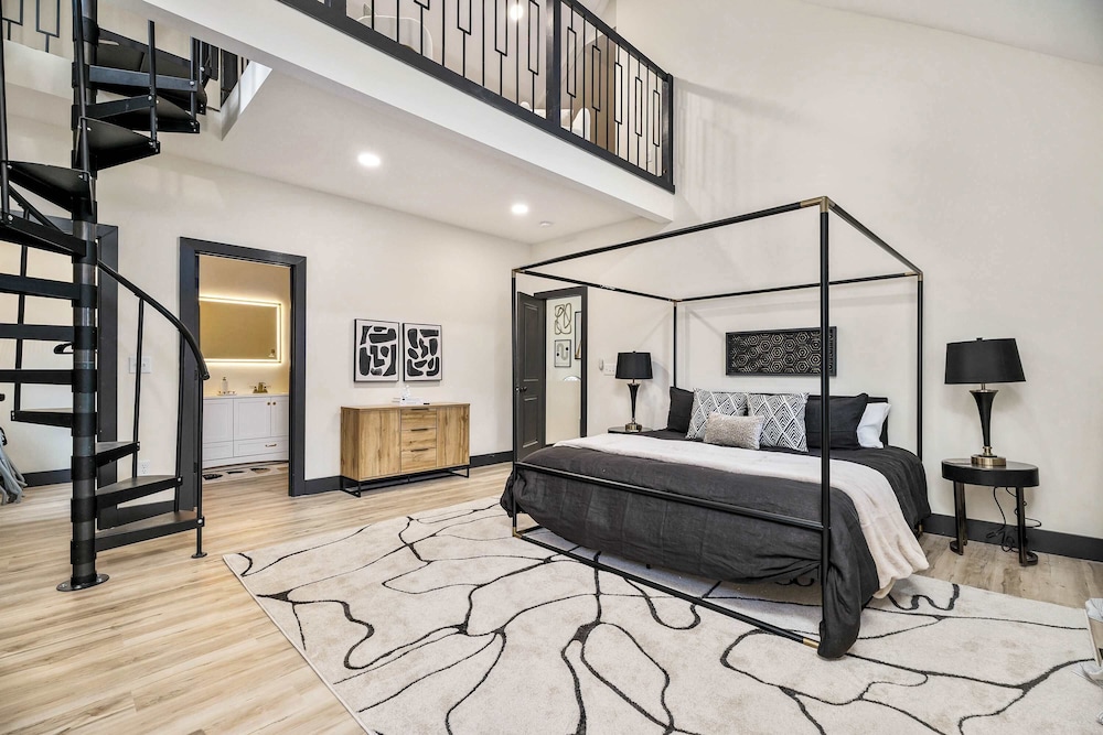 The Dayton Dream House — 4-Star Luxury Hotel in Dayton, United States