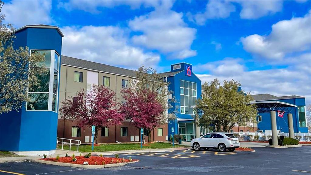 Motel 6 Caseyville IL Caseyville Il - photo 9