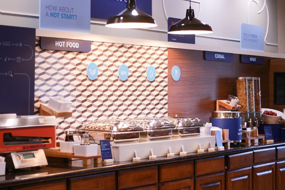 Holiday Inn Express & Suites Center by IHG - photo 49