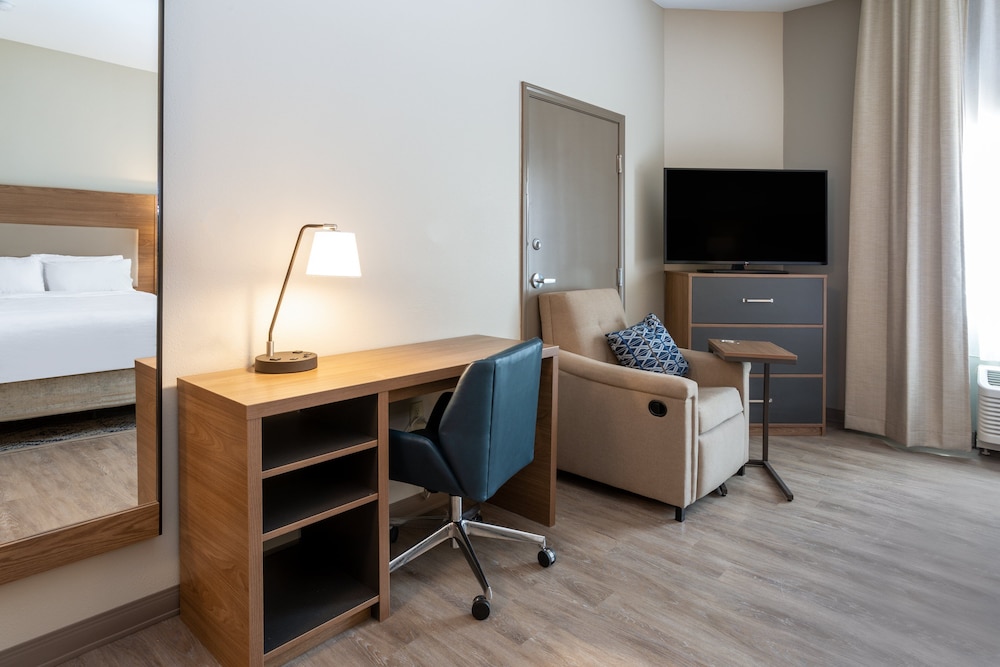 Candlewood Suites Grand Junction NW - photo 36