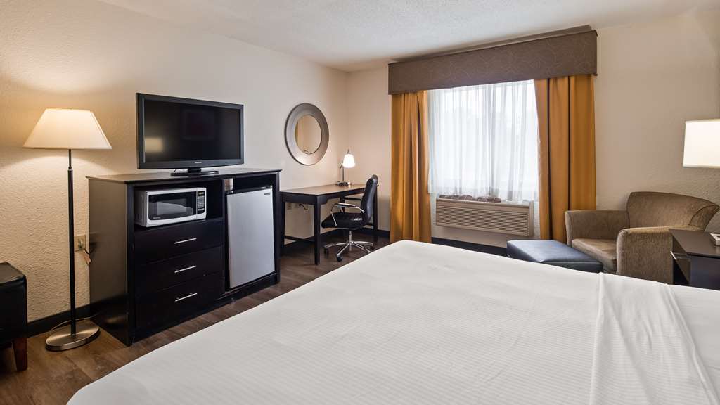 Best Western Plus Newark Christiana Inn - photo 11