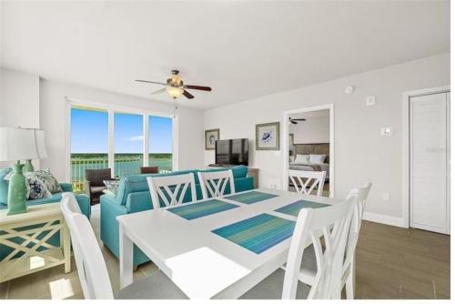 Beachview Luxury Condo with Sunrise and Sunset Views — 4-Star Luxury Hotel in Daytona Beach Shores, United States