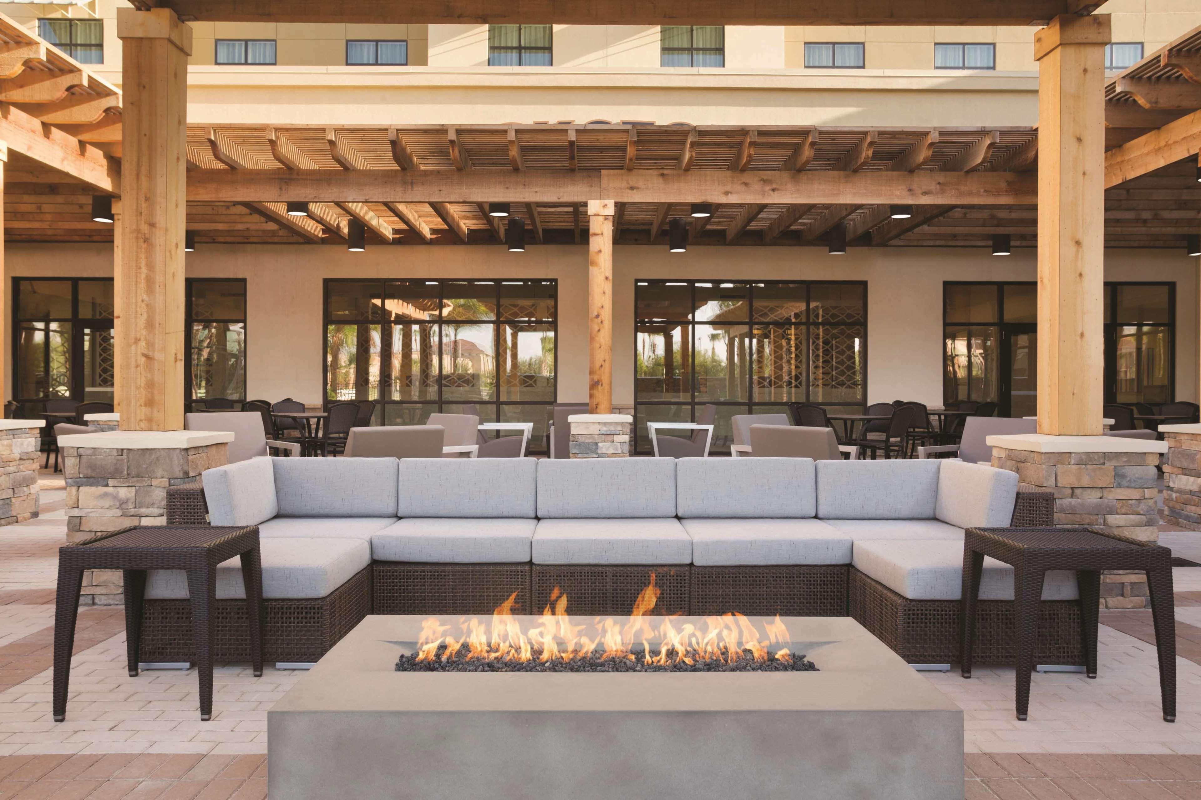 Embassy Suites by Hilton McAllen Convention Cent - photo 4