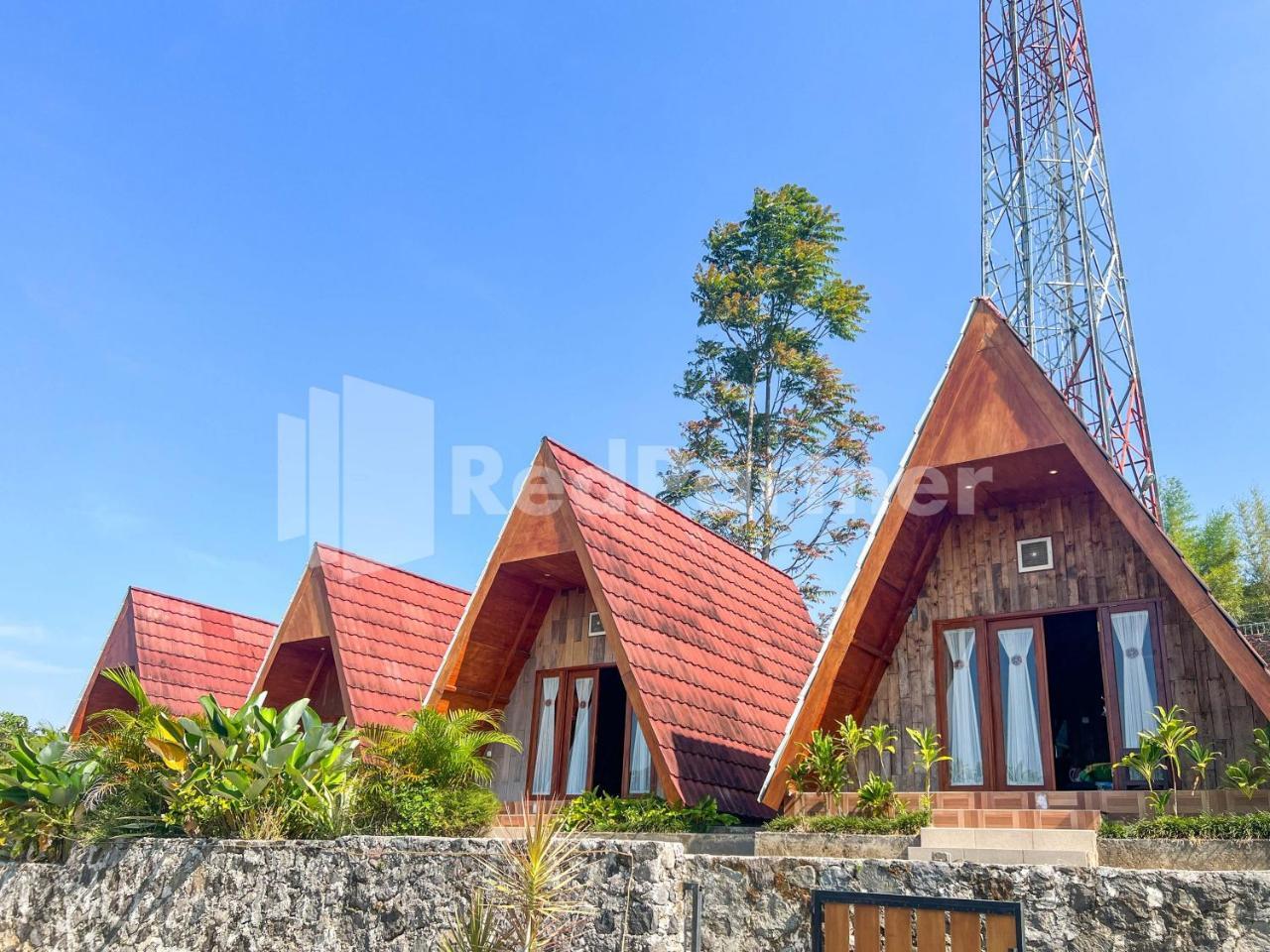 Glamping Pengilon Edupark Mitra RedDoorz — hotel in Temanggung
