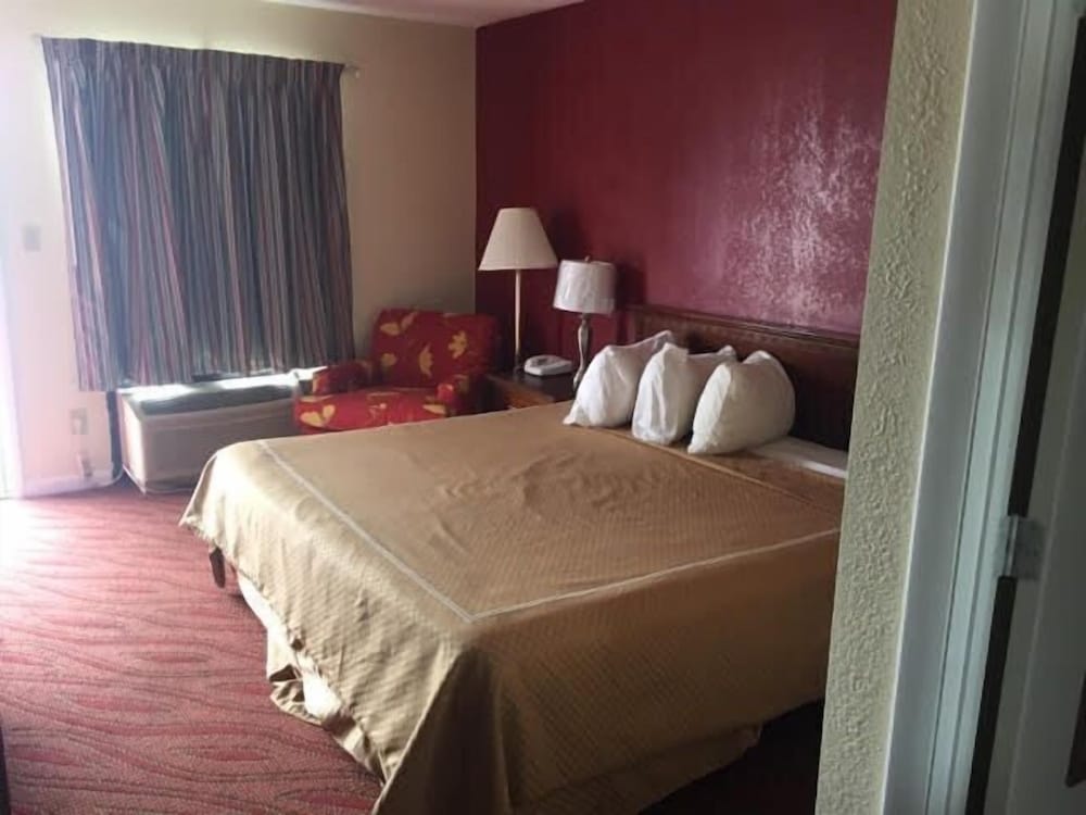 Quality Inn Thomson - photo 7