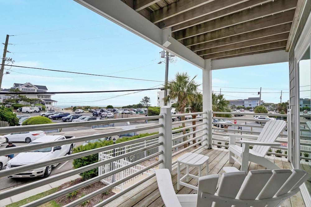 Sandpeddler Inn & Suites - photo 310
