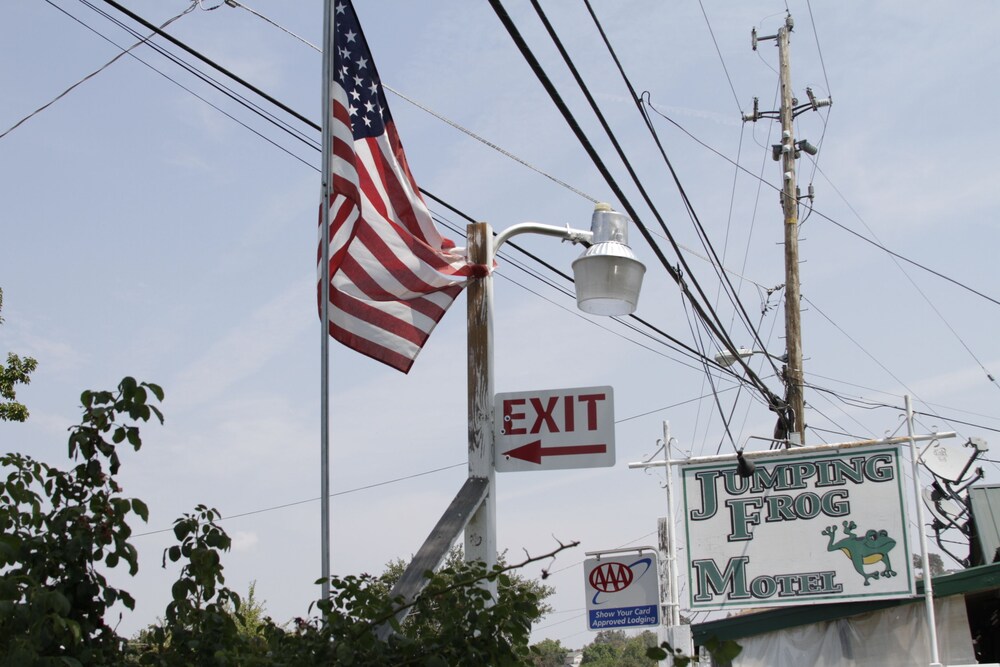 Jumping Frog Motel - photo 46