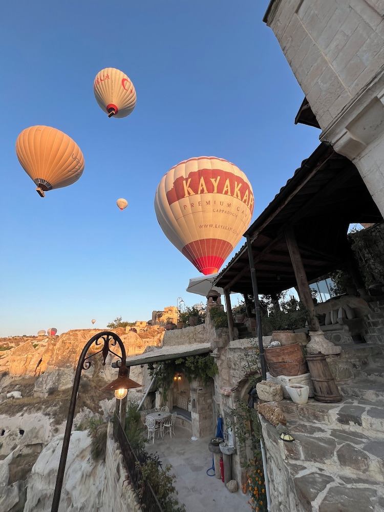 Potamia Cave Suites in Uerguep, Turkey