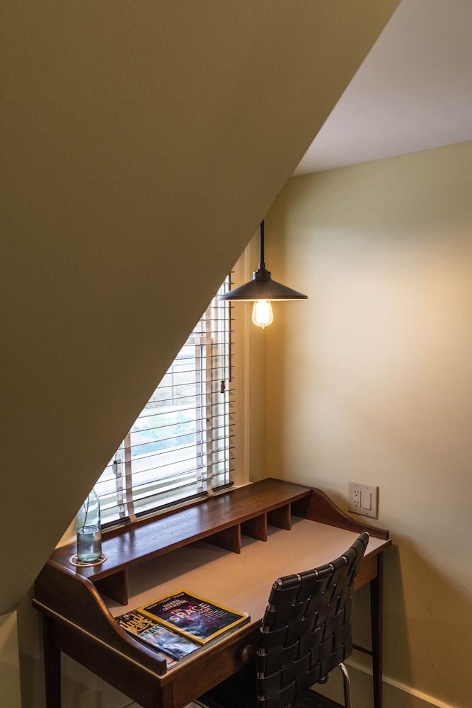 Hotel Broad Ripple - photo 33