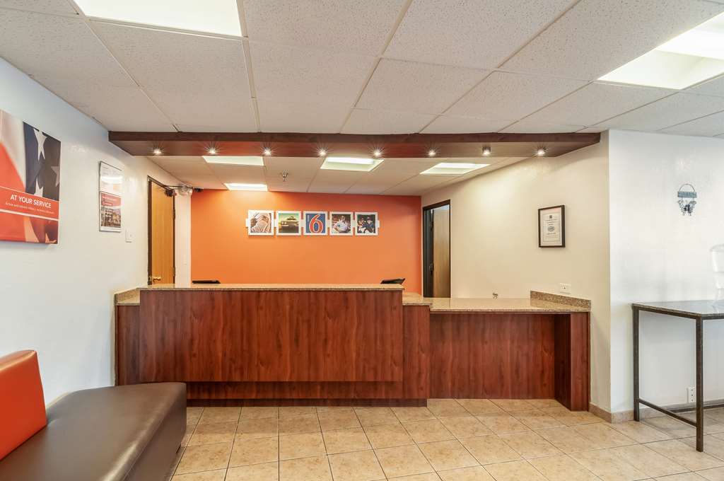 Motel 6 Naperville IL - photo 27