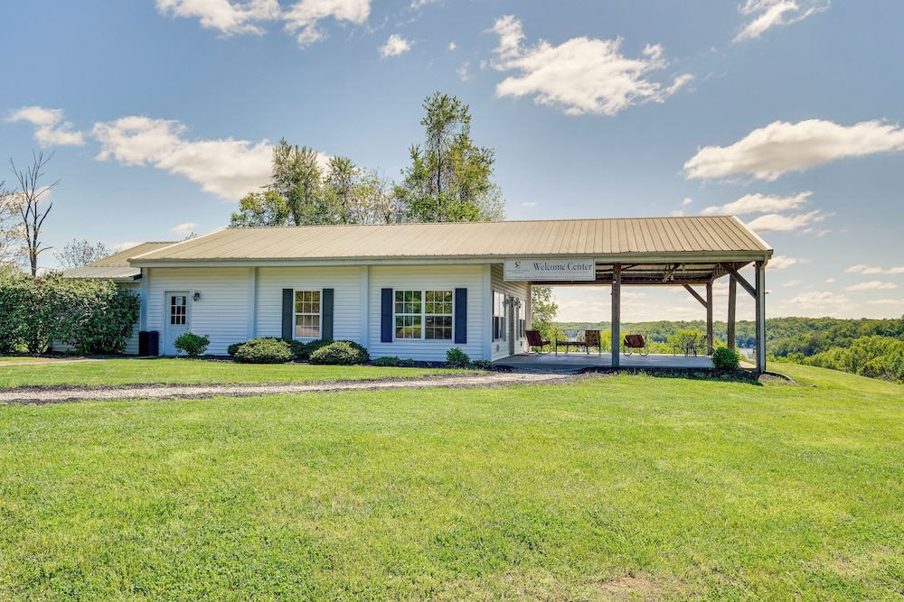 Cozy Resort Style Escape on Taylorsville Lake - photo 17