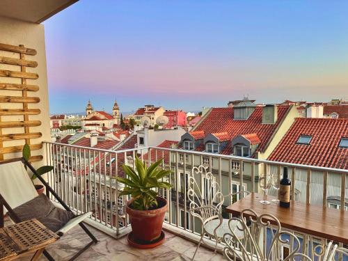 Sol ao Rato Sunny and spacious apartment — 4-Star Luxury Hotel in Lisbon, Portugal