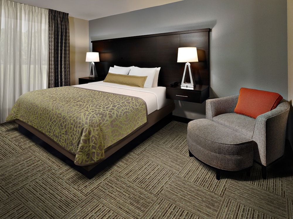 Staybridge Suites Eau Claire Altoona an IHG Hotel - photo 2