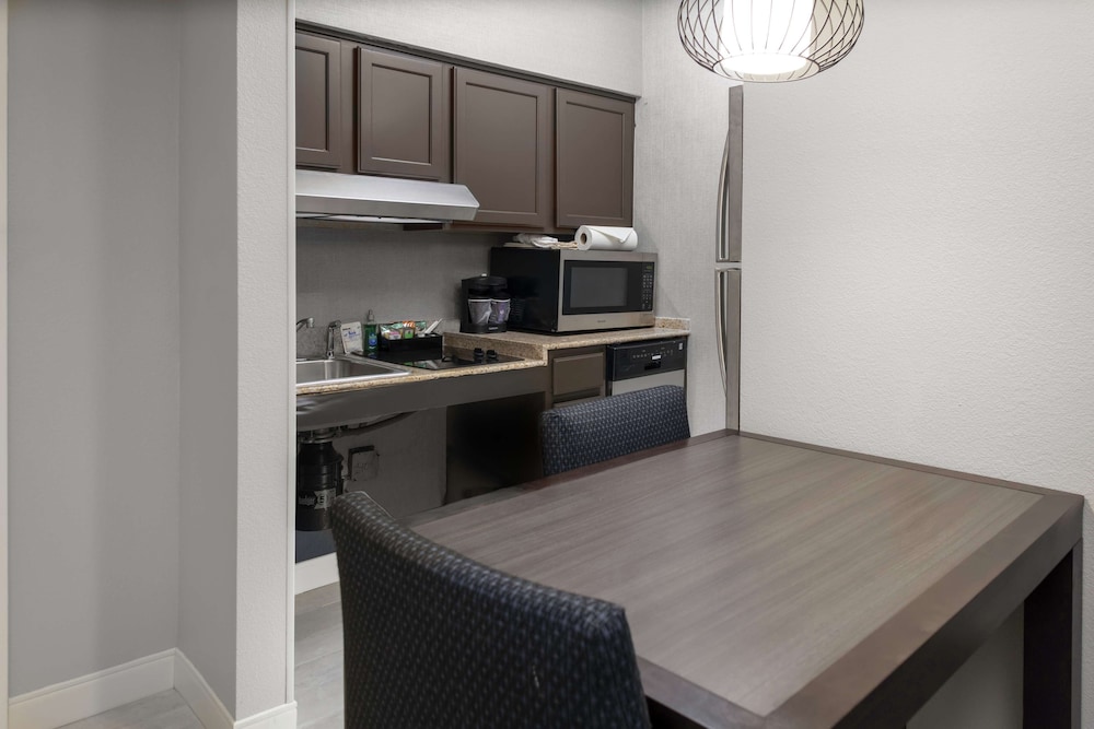 Homewood Suites by Hilton Columbia - photo 11
