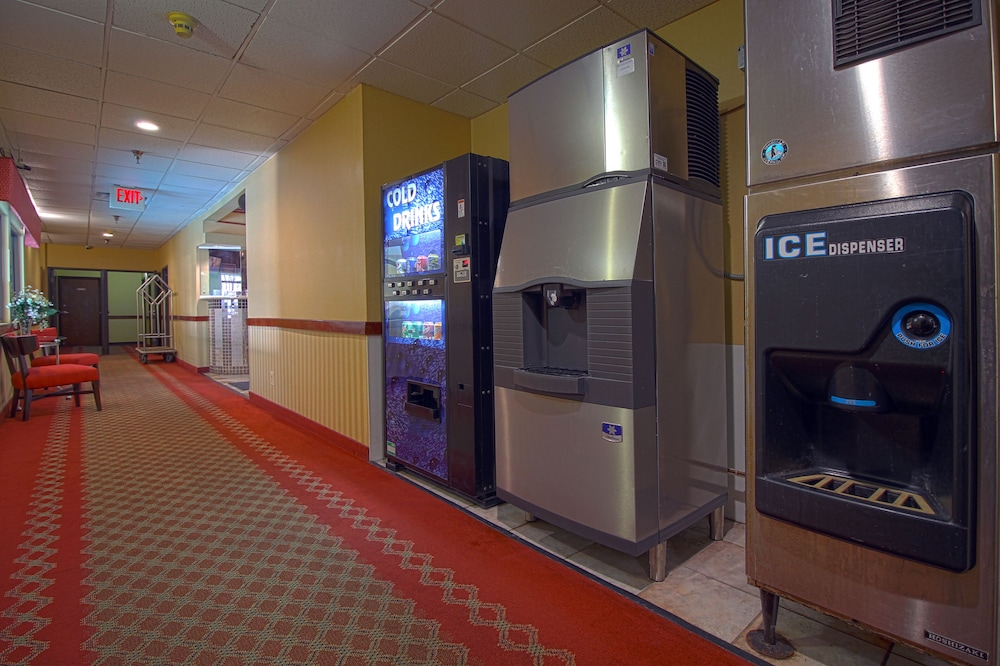 Geneva Motel Inn - photo 38