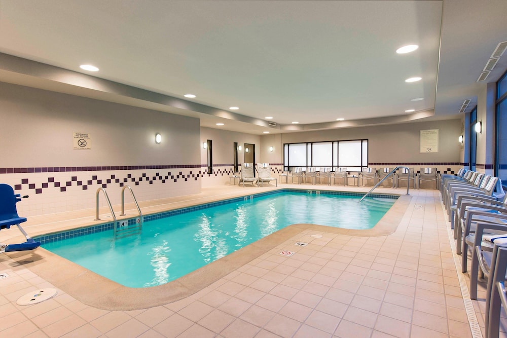 SpringHill Suites by Marriott Grand Rapids North - photo 16