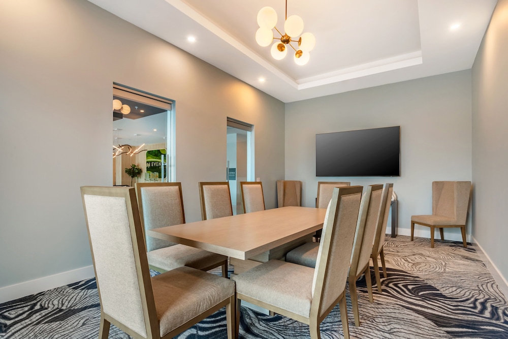 EVEN Hotel Waco University Area by IHG - photo 84