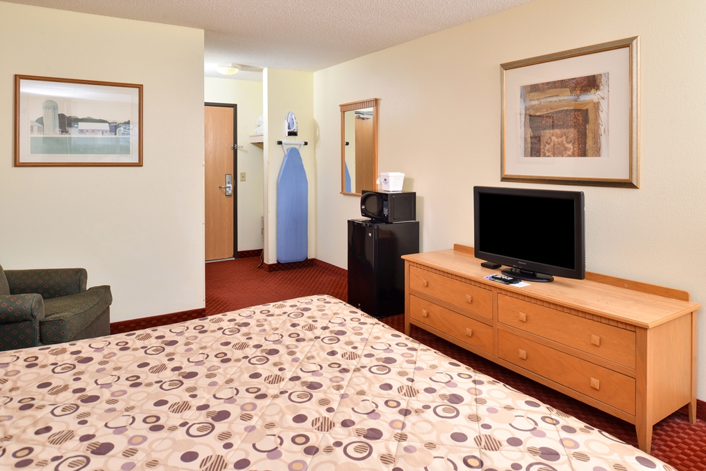 Americas Best Value Inn & Suites Spring Valley - photo 12