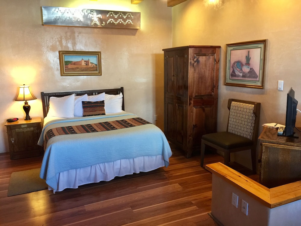 Guadalupe Inn - photo 11