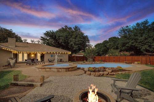 Relaxing Texas Retreat 4BR w Pool & Dream Kitchen — hotel in Desoto