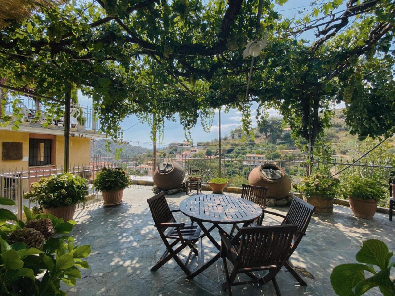 Rodous Village House