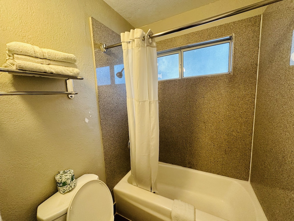 Casa Blanca Hotel and Suites Orange - photo 43