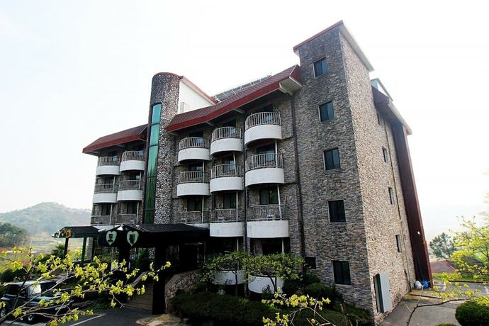 Boseong Beolgyo Gungjeon in Boseong, South Korea