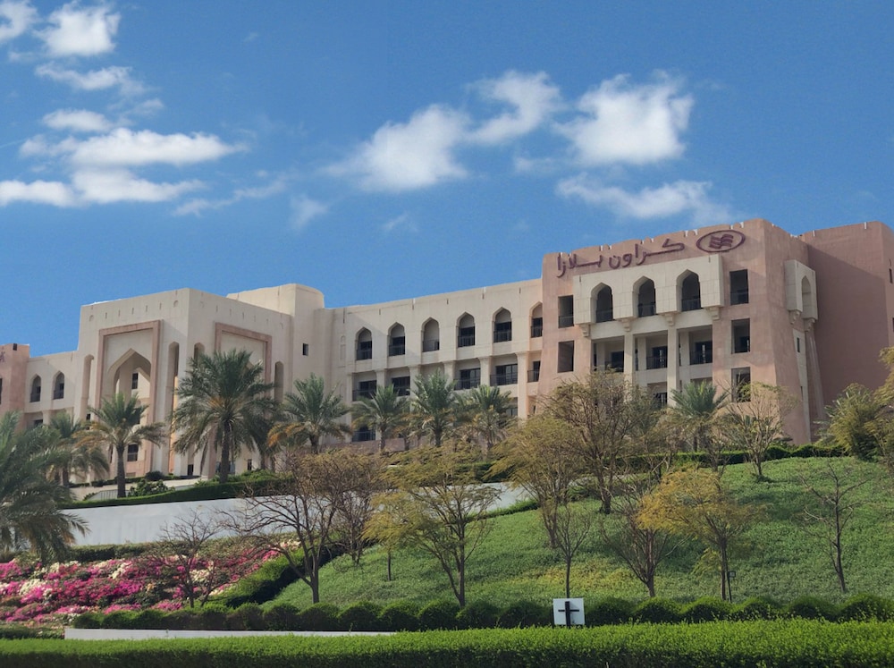 Crowne Plaza Sohar by IHG — Sohar — photo 2