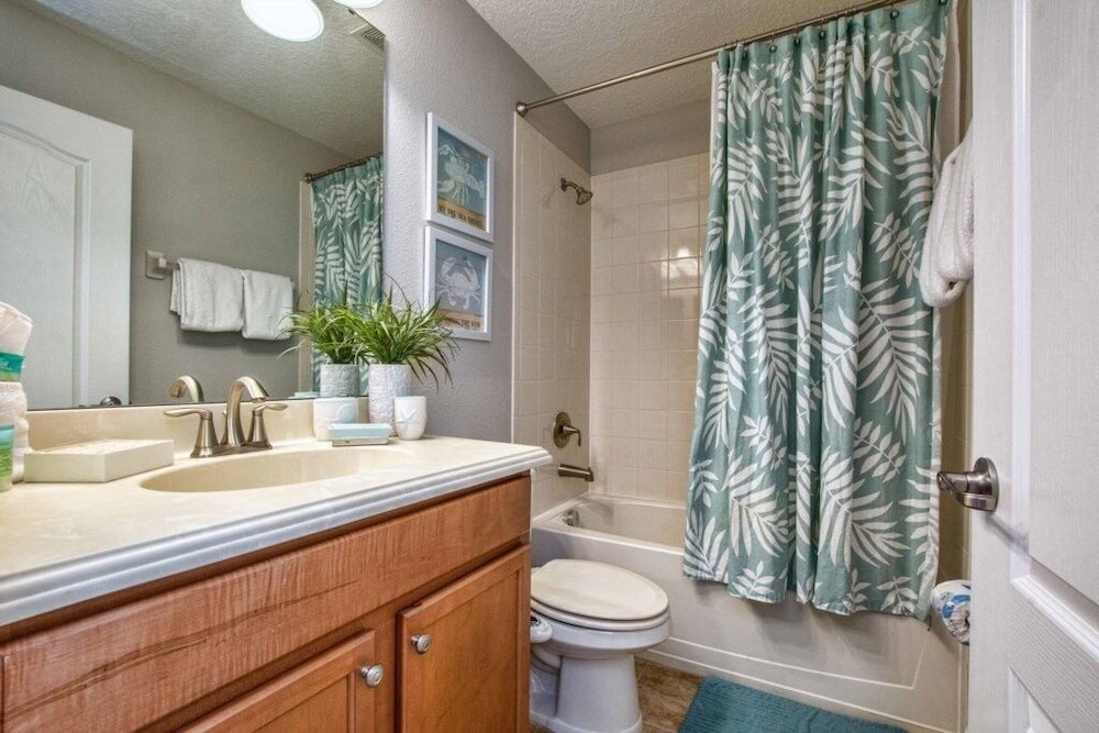 Spacious Family Getaway W Resort 3154pp 5 Bedroom Home by RedAwning - photo 28