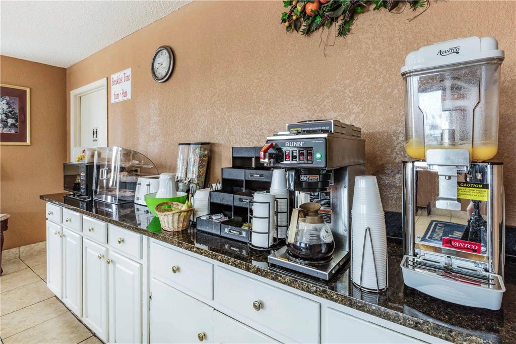 Rodeway Inn Prattville I 65 - photo 13