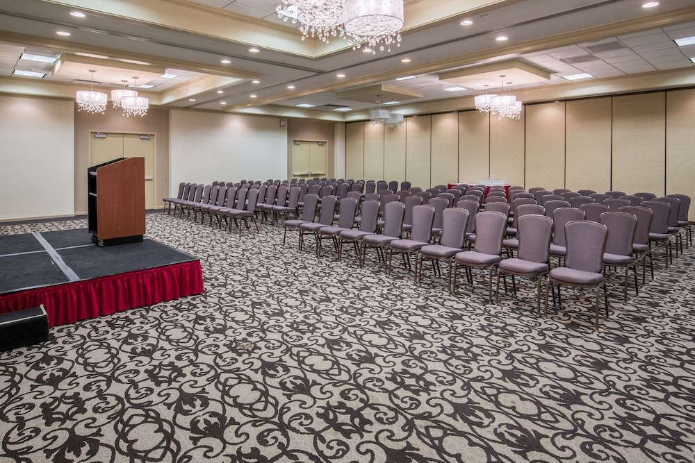 Crowne Plaza Phoenix Airport PHX by IHG - photo 62