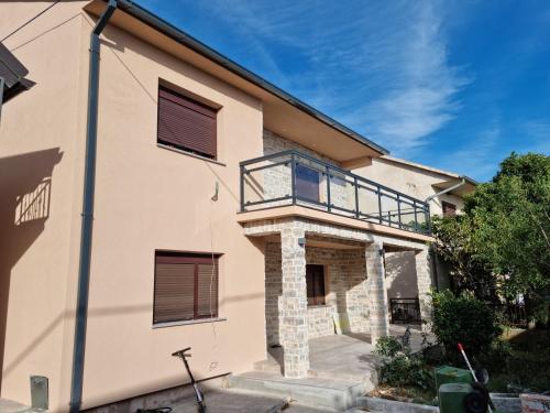 Apartman Marijana Smojver — 4-Star Luxury Hotel in Karlobag, Croatia