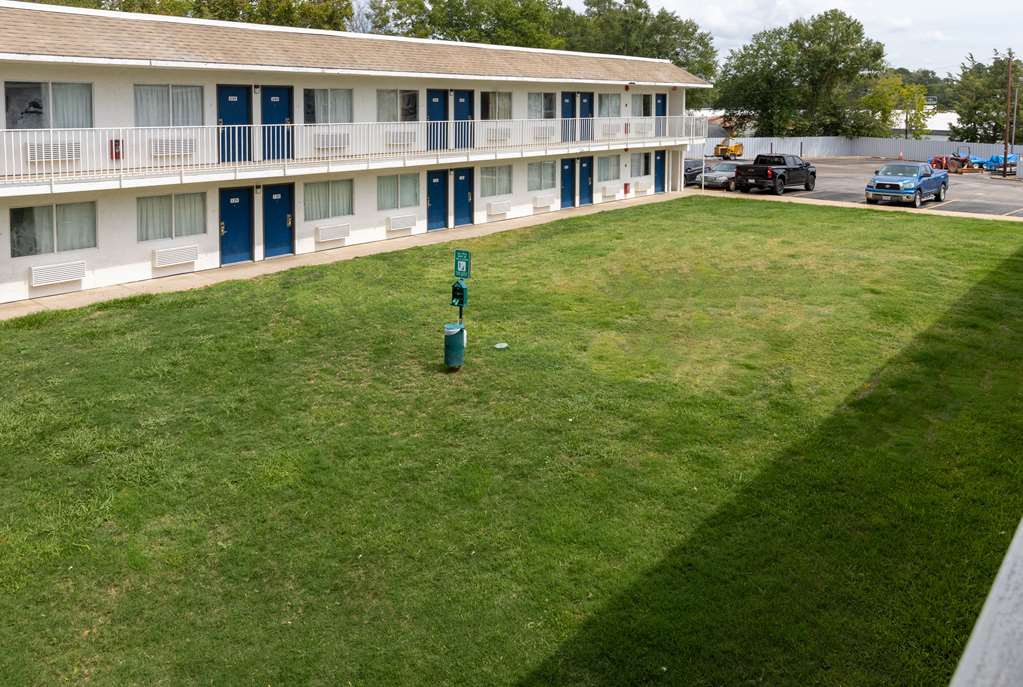 Motel6 Lufkin TX - photo 6